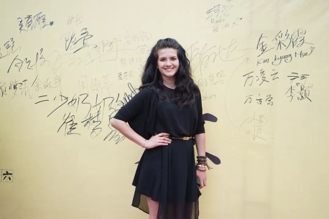 1542727484380076349.jpg 1.jpg